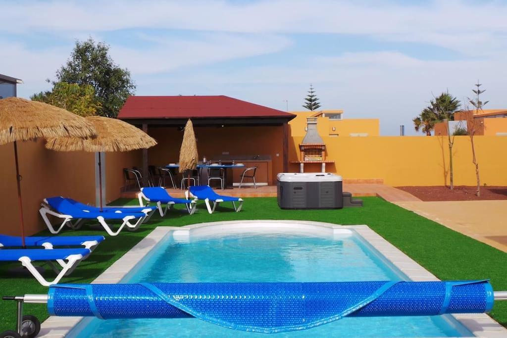 Luxury Villa At Golf Course Costa De Antigua Eksteriør billede